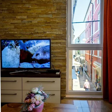 아파트먼트 센트럼 *